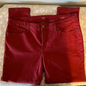 a.n.a. Burnt Red Skinny Ankle Jeans Like New